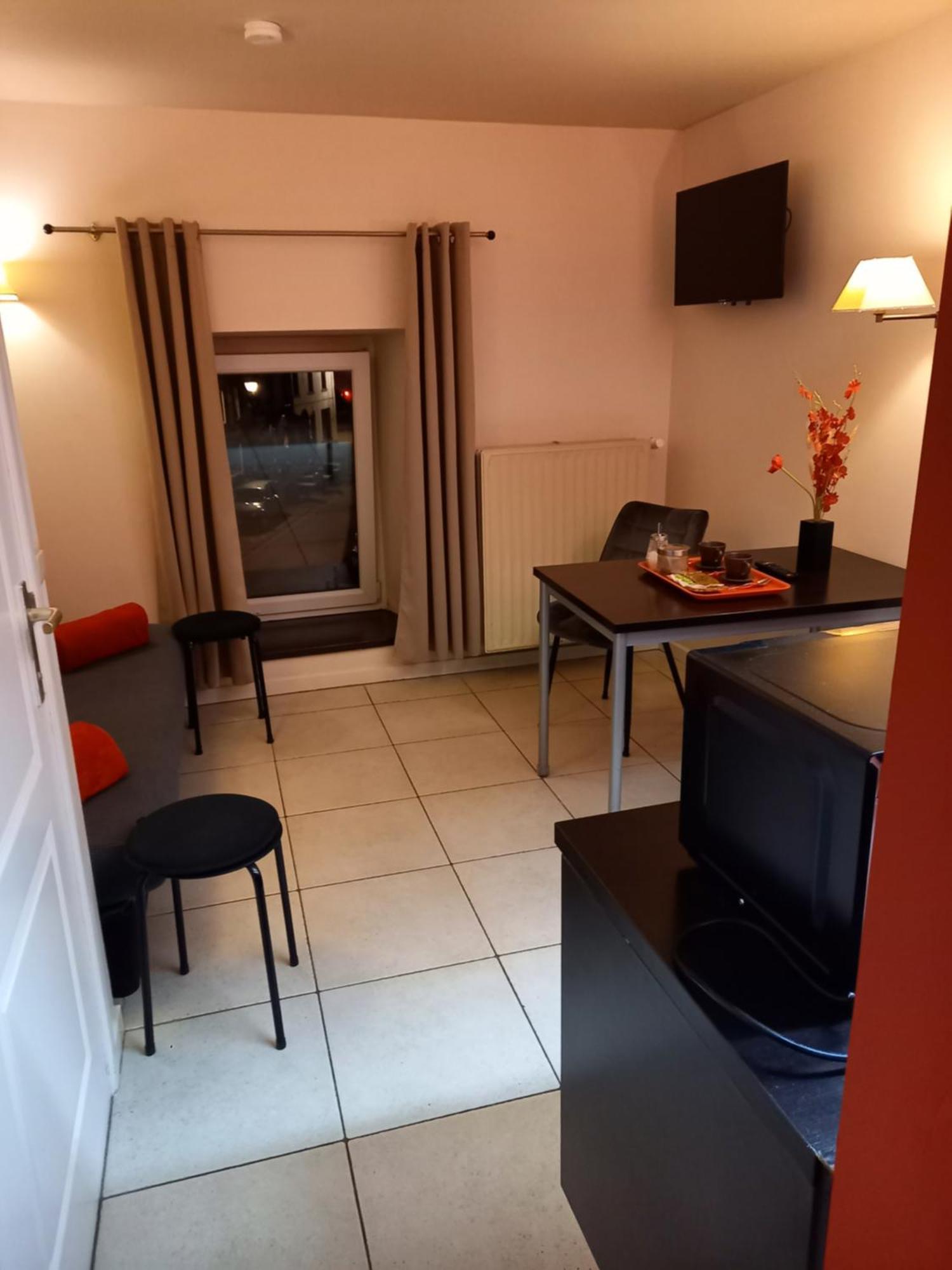לה רושה - אן - ארדן Hebergement Confort Comfortlogies La Fontanella מראה חיצוני תמונה